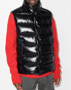 Men's <b>Black</b> Puffer <b>Vest</b> Stand Collar Zipper Closure Windproof Casual Winter Jacket Solid Color Polyester Fiber Filling Front - Product Image 2