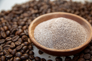 ผู้ผลิตกาแฟสำเร็จรูป 3in1 แบบปริมาณมาก ยี่ห้อไพรเวทเลเบล เวียดนาม กาแฟโรบัสต้าผสมครีมช็อกโกแลตนัท รสชาติกลมกล่อม บรรจุภัณฑ์แบบ OEM - Product Image 3