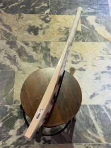 Bate de Críquet Ihsan Sports Serie Clásica Edición Emperador, Madera de Sauce Inglesa, Funda Gratis, Lámina Antideslizante Extra, Duradero, 40 mm - Product Image 3