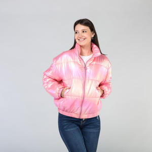 Chaqueta Acolchada Rosa Brillante Personalizada, Corte Holgado, Abrigo de Invierno Cálido y Moderno para Mujer - Product Image 4