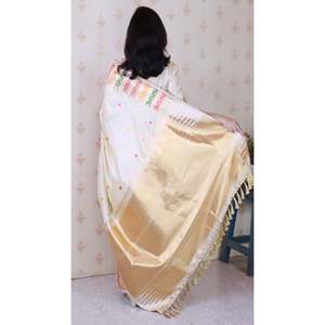 Tissus élégants en soie douce Meenakari Zari tissés 650g pour sari avec bordure de temple, robe de soirée élégante - Product Image 4
