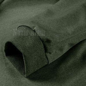 Survêtement athlétique pour homme, tissu léger et durable, parfait pour la course à pied, l'entraînement, la salle de sport et les activités sportives en plein air. - Product Image 5
