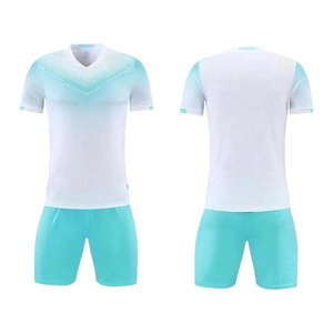 Maillots de football à séchage rapide, respirants, manches courtes, été, haute qualité, 100% polyester, teinture unie, imprimé par sublimation, col en V - Product Image 4
