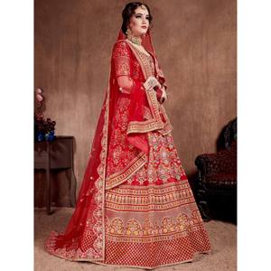 Wedding <b>Silk</b> Plus Size Lehenga Choli with Double Dupatta in <b>Red</b> - Product Image 4