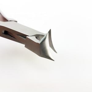 Professional Moon Shape Stainless Steel Nail Clipper Curved for <b>Thick</b> Fingers Toenails Nail Care Sharp Cutting Tool Custom Logo - Product Image 2