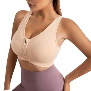 Brassière de sport respirante à bretelles longues et col carré, idéale pour le yoga, la gym et l'entraînement, en Spandex/Nylon de haute qualité - Product Image 3