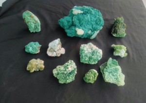 Natural BEAUTIFUL marshy green HEULANDITE lot minerals specimens - Product Image 2