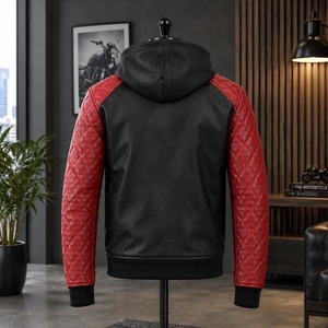Veste à capuche unisexe en cuir noir et rouge avec manches matelassées et poignets en tricot côtelé - Product Image 3