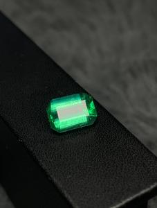 Pierre précieuse naturelle vert émeraude, taille octogonale, pour la fabrication de bijoux - Product Image 1