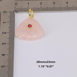Pendentif en forme d'éventail plaqué or avec pierre précieuse turquoise pour la fabrication de bijoux DIY |   Connecteur en pierre sculptée à la main en forme de coquillage, vente en gros - Product Image 4