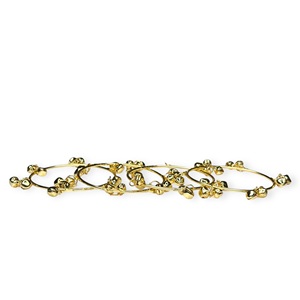 Modernas pulseras de oro de 24 quilates chapadas en oro con diseño étnico y campanas colgantes estilo Jhumki Ghungroo para bodas - Product Image 3