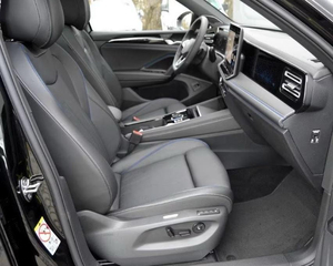 Volkswagen Tiguan 2.0 TSI 4Motion R-Line 2025 Usado, Equipamiento Completo, Combustible Gasolina, Transmisión Automática, 265HP V8, Volante a la Izquierda - Product Image 3