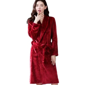 2024 nouvelle nuisette de bonne qualité en gros femmes 2 pièces pyjamas ensemble vêtements de nuit en soie pour les femmes - Product Image 1
