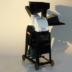 Machine électrique à double alimentation pour le traitement du fourrage et des céréales, dotée d'une technologie de moteur robuste pour une agriculture fiable - Product Image 6