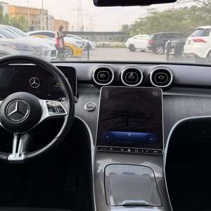 รถยนต์เมอร์เซเดส-เบนซ์ C300 ปี 2024 มือสอง - Product Image 2