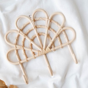 Crochets en rotin pour suspendre les vêtements, crochets muraux décoratifs, fournisseur de crochets durables. - Product Image 1