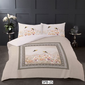 Parure de lit moderne et élégante en microfibre imprimée numériquement 7D, 125 GSM, 300 fils, écologique, durable, ultra douce et confortable - Product Image 2