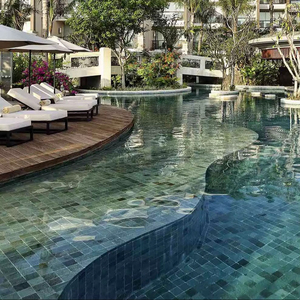 กระเบื้องสี่เหลี่ยมสำหรับสระว่ายน้ำกลางแจ้งแบบกันลื่น ผลิตจากหินธรรมชาติสีเขียวบาหลี คุณภาพพรีเมียม ขนาด 150x150 มม. หนา 10 มม. - Product Image 3
