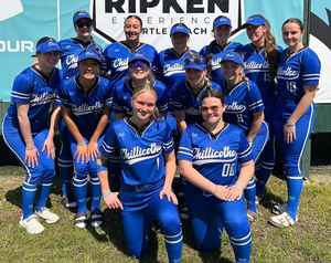 2025 maillot de baseball et de softball avec logo personnalisé pour femmes uniforme de nouveau style populaire avec nom d'équipe vêtements doux et confortables - Product Image 1