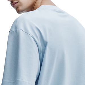 เสื้อยืดผู้ชายทรงหลวมแบบพื้นฐาน ผ้าฝ้ายใส่สบาย เหมาะสำหรับใส่ทุกวัน รับผลิตแบบ OEM ODM ขายส่ง - Product Image 4
