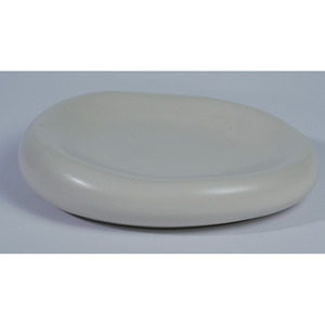 Assiette Abstraite en Porcelaine Japonaise Faite à la Main, Écologique, Durable, Compatible Lave-Vaisselle - Le Choix des Acheteurs Professionnels - Product Image 6