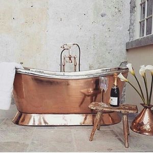 Exclusiva Bañera de Cobre Hecha a Mano, Elegante Perfil Ovalado, Textura de Superficie Rica, Mejora Premium para el Baño - Product Image 2