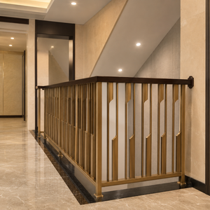 Barandilla metálica color oro champán con barandilla superior de madera oscura, balaustrada moderna para interiores, para escaleras de villas de lujo. - Product Image 1
