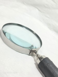 Loupe de poche avec poignée en cuir noir, loupe de bureau vintage en métal argenté, cadeau de luxe pour le bureau, artisanat - Product Image 5
