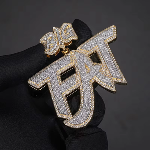 Pendentif personnalisé tendance 2026 plaqué or, style hip-hop glacé, bijoux streetwear personnalisés, cadeau - Product Image 3
