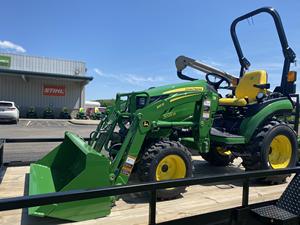 Suministro al por mayor: Tractor utilitario John Deere 2025R 4WD de 24 HP, diésel, compacto, con transmisión hidrostática y cargador frontal, listo para entrega. - Product Image 4