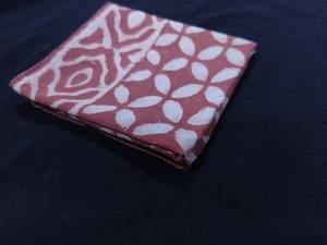 Pañuelo Cuadrado Étnico de Algodón Hecho a Mano, Estampado Floral, Juego de Pañuelo para el Cuello, Ideal para el Verano, Regalo de San Valentín - Product Image 4