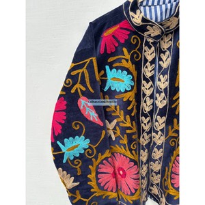Wholesale <b>Velvet</b> Embroidered Jacket <b>Women's</b> Mandarin Collar Full Sleeve Floral Design Handmade Autumn <b>Coat</b> - Product Image 3