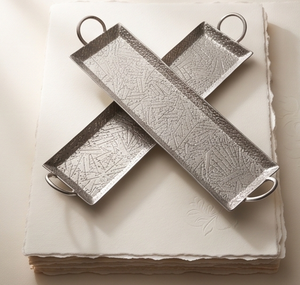 Plateau en argent texturé de style minimaliste contemporain, objet sculptural d'art, ensemble de vaisselle pour la cuisine et la salle à manger - Product Image 3