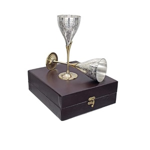 แก้วทองเหลืองลายนูน แก้วไวน์พรีเมียม แก้วน้ำ แก้วน้ำผลไม้ นม เบียร์ ชาเย็น ชุด 2 ใบ - Product Image 4