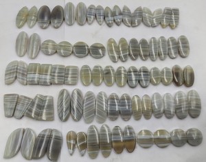 อะเกตธรรมชาติแบบมีแถบสี คู่สำหรับทำเครื่องประดับ แบบหลวมๆ สำหรับงานขายส่ง - Product Image 3