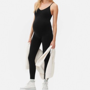 Conjunto de Leggings y Sujetador Deportivo Sin Costuras para Yoga de Tallas Grandes FALCON ENTERPRISES, de Alta Sujeción, Transpirable, de Secado Rápido, Ecológico y Ligero - Product Image 3