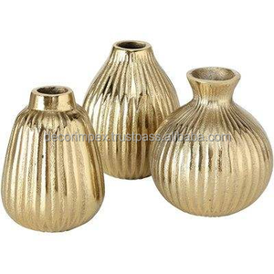 Metal <b>Casting</b> <b>Hand</b> Hammered Flower Vase For Home Decoration <b>Hand</b> Hammered Nickel Plated Metal Vase - Product Image 4