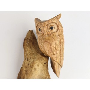 Superbe sculpture murale en bois d'hibou faite à la main, décoration rustique, art animalier sculpté, ornement pour salon - Product Image 5