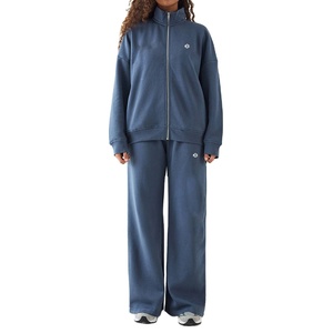 Ensemble 2 pièces en molleton de coton personnalisé avec logo OEM pour femme : sweat-shirt zippé et pantalon de jogging coupe droite, ajustement décontracté, poids moyen 350 GSM - Product Image 1