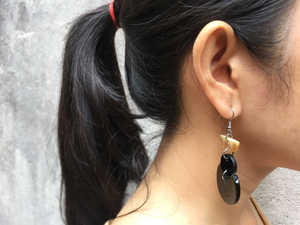 Pendientes Hechos a Mano con Cuerno de Búfalo Natural y Ecológico para Mujer, Tamaño Personalizable, Estilo Moderno, Uso Diario, por Perfect Enterprises - Product Image 3