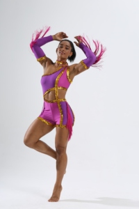 Uniformes de cheerleading personnalisés pour filles, vente en gros, strass, conception OEM, ensembles de tenues de cheerleaders pour la cheerleading - Product Image 2