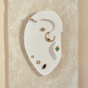 Clous d'oreilles en or massif 14 carats avec diamants de laboratoire, vente en gros, fabricant de bijoux, clous d'oreilles personnalisés avec diamants de laboratoire taille ronde - Product Image 3