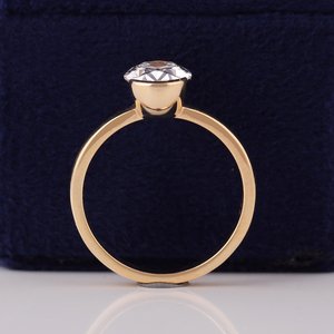 Anillo de Diamante Ovalado CVD Cultivado en Laboratorio con Certificado IGI de Oro Amarillo de 9K, 2CT, VS1, Color F, Joyería Fina para Mujer, Regalo de Lujo, Estilo Elegante - Product Image 3
