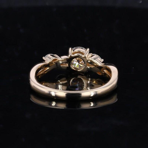 แหวนหมั้นเพชรทรงกลม 1.50 กะรัต งานแฮนด์เมด Krishnavii KR 323 ทองคำขาว 18K ประดับเพชร พร้อมใบรับรอง IGI สินค้าหรูหรา - Product Image 4