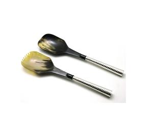 Ensemble de 2 cuillères à salade en corne, fabrication artisanale en corne de buffle naturelle, au meilleur prix. - Product Image 1