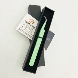 Applicateur de cils incurvé en J en acier inoxydable durable professionnel de haute qualité pince à épiler faux cils de marque privée forte - Product Image 4