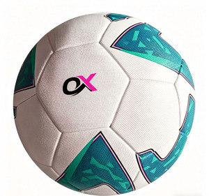 ลูกฟุตบอลฝึกซ้อมคุณภาพสูงจาก Oxva Industries แบบเชื่อมด้วยความร้อน ทนทาน เหมาะสำหรับการฝึกซ้อมระดับมืออาชีพ พร้อมปรับแต่งได้สำหรับการใช้งานทั้งในร่มและกลางแจ้ง - Product Image 4