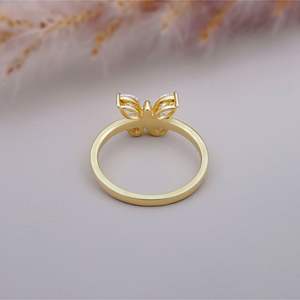 Anillo de Diamantes de Lujo con Forma de Mariposa – Corte Marquesa y Redondo, Joyería de Diamantes Elegante de Diseño para Mujer - Product Image 4