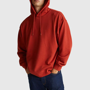 เสื้อฮู้ดดี้สีแดงทรงโอเวอร์ไซส์สำหรับผู้ชาย สีพื้น สวมใส่สบายๆ ในฤดูใบไม้ร่วง ผลิตจากผ้าฝ้ายถัก 100% ทรงปกติ - Product Image 1