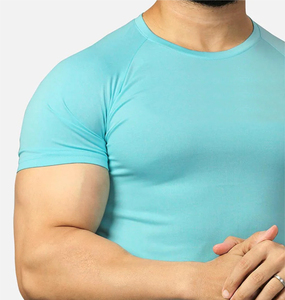 T-shirt de fitness pour homme à prix ajustable, qualité supérieure, respirant, léger, confortable, entièrement personnalisable - Product Image 4